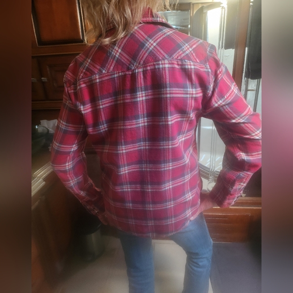 Jacks Girlfriend Red/Blue Plaid Pearl Snap Light Flannel Top Size L - Picture 10 of 16